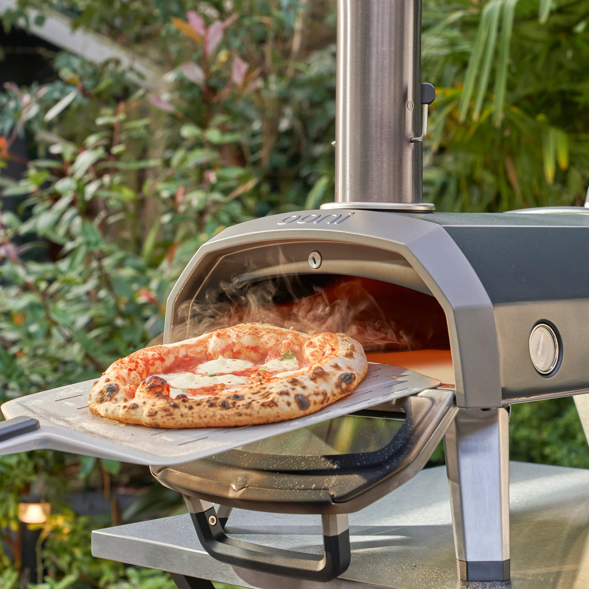 Ooni Karu 2 Multi-Fuel Pizza Oven - 2nd Generation - Image 5